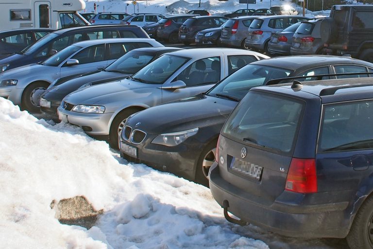 Parkplatzprobleme zur Winterzeit